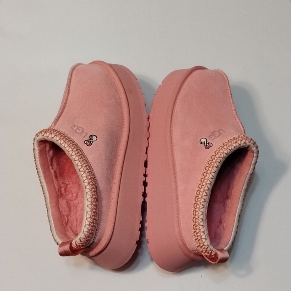 Ugg Taz Love 25" Slippers - Picture 7 of 14